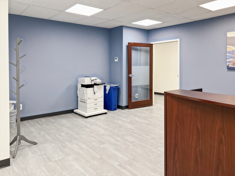 More Photos Of 205 S Whiting St, Alexandria Coworking Space