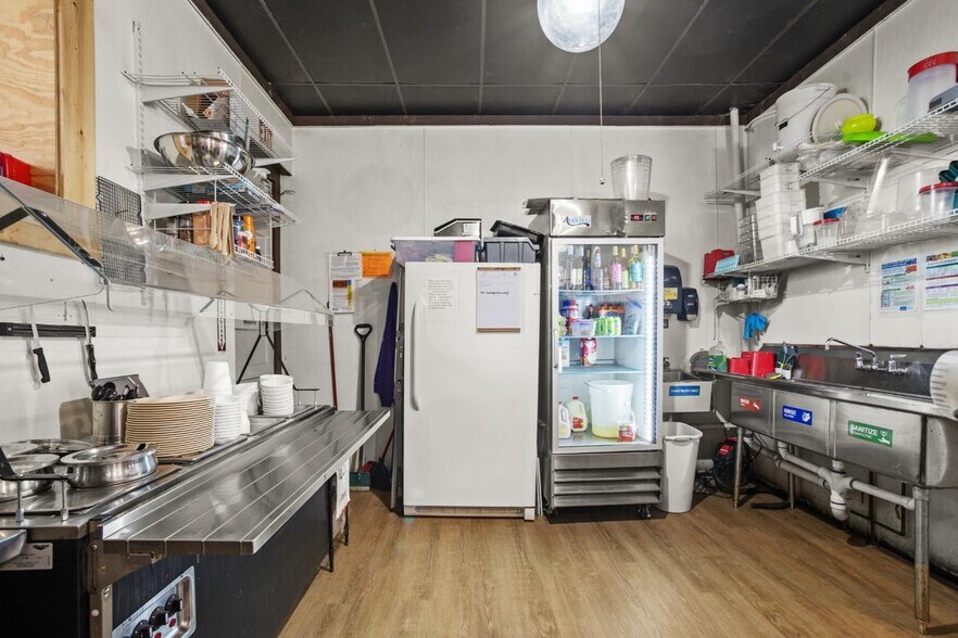 More Photos Of 206 Main St, Stanley Restaurant For Sale