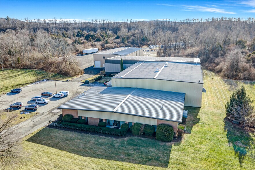 More Photos Of 248 Brighton Rd, Andover Warehouse For Sale