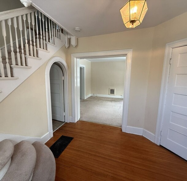 More Photos Of 106 TITICUS RD, North Salem General Retail For Sale