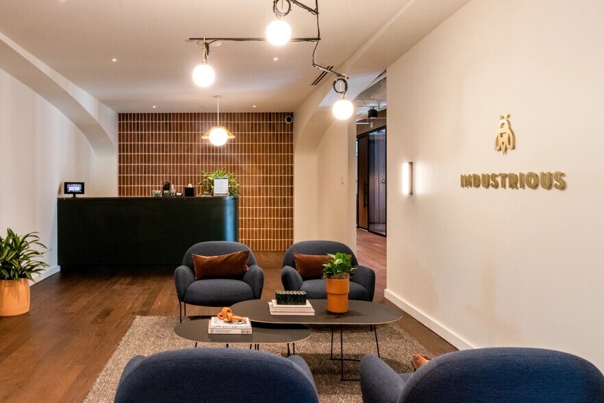 Primary Photo Of 999 Peachtree St Ne, Atlanta Coworking Space