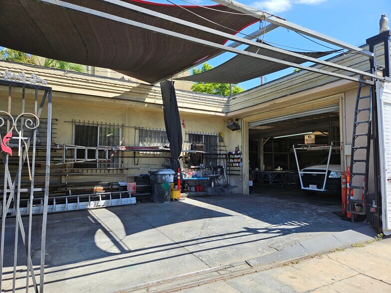 More Photos Of 4922 S Figueroa St, Los Angeles Storefront For Sale