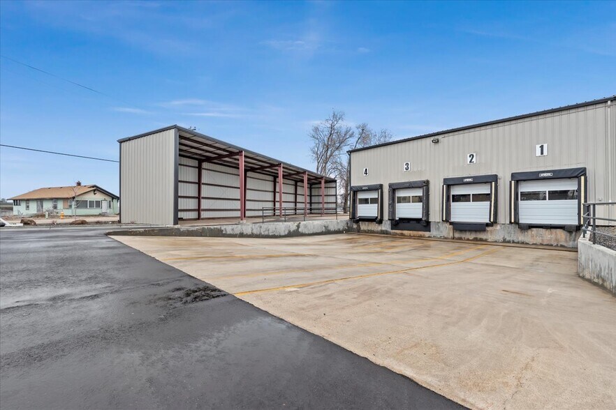 More Photos Of 1208 Madison Ave, Nampa Unknown For Lease