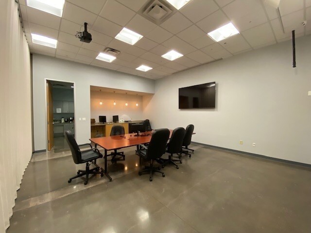 More Photos Of 3301 Matrix Dr, Richardson Research And Development For Sale