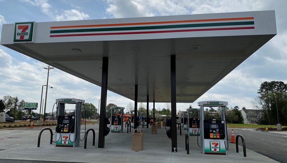 More Photos Of 3085 Highway 160 W, Fort Mill Service Station For Sale