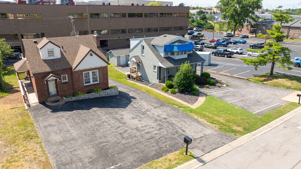 More Photos Of 4150 Crescent Dr, Saint Louis Office For Sale