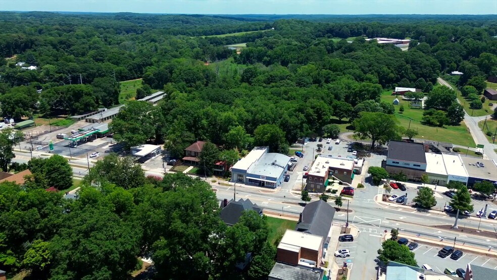 Primary Photo Of 38 Sycamore St, Jefferson Office For Sale