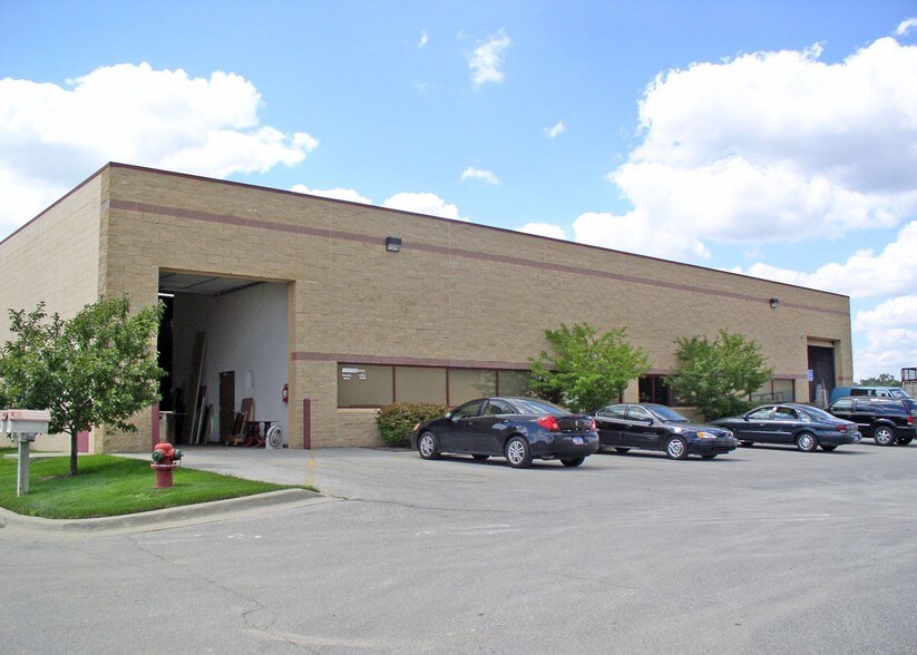 More Photos Of 33341 Dequindre Rd, Troy Service For Lease