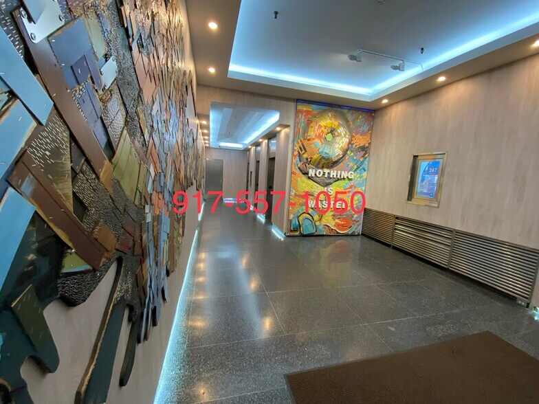 More Photos Of 247 W 38th St, New York Office For Lease