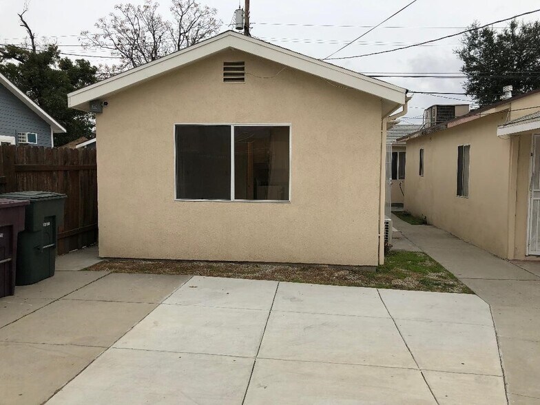 More Photos Of 638 Salem St, Glendale Apartments For Sale
