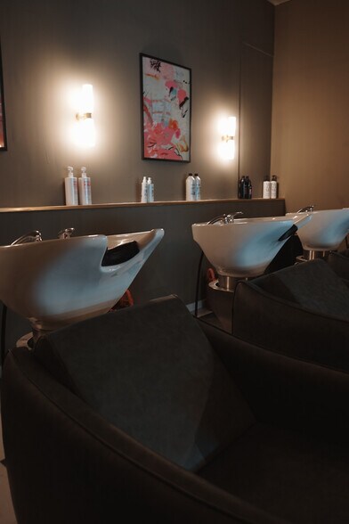 More Photos Of Dunleavy Dr, Cardiff Coworking Space