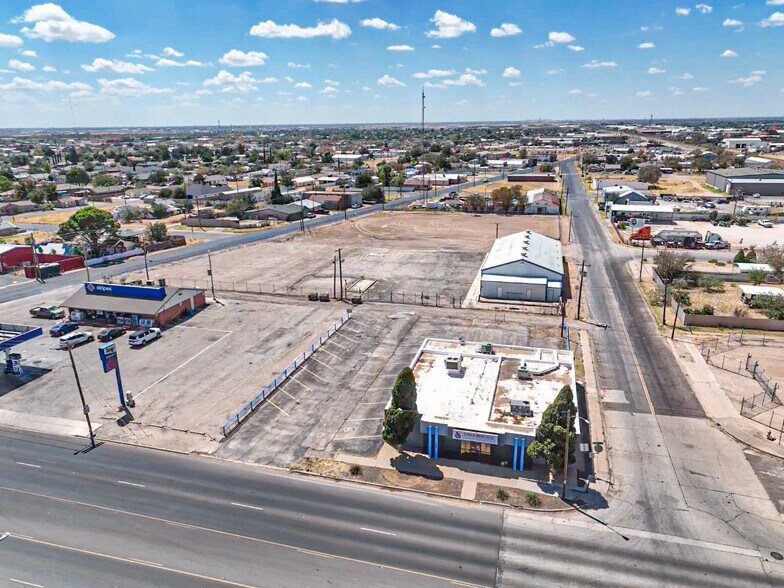 More Photos Of 300-305 S Grant Ave, Odessa Warehouse For Sale