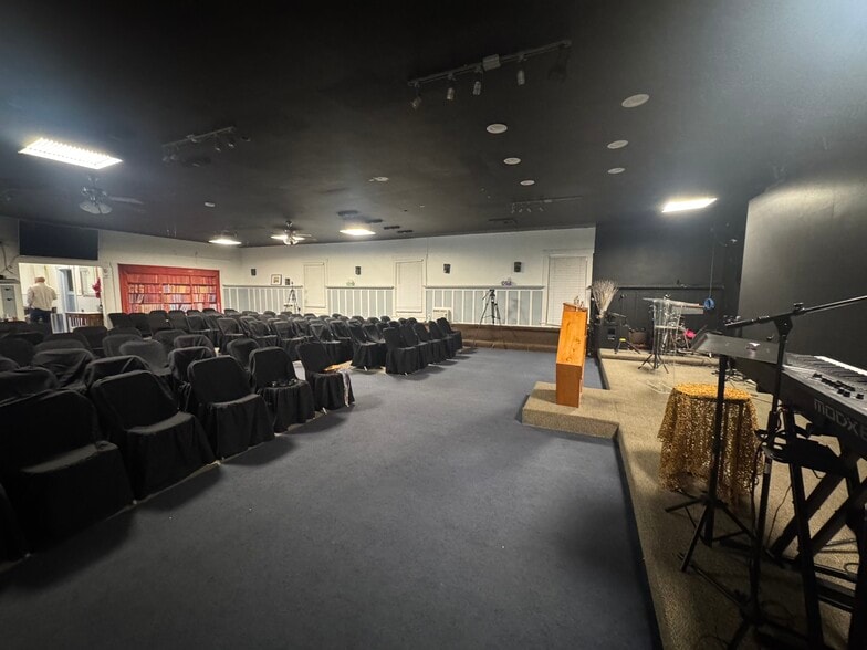 More Photos Of 315 N 10th St, San Jose Religious Facility For Sale