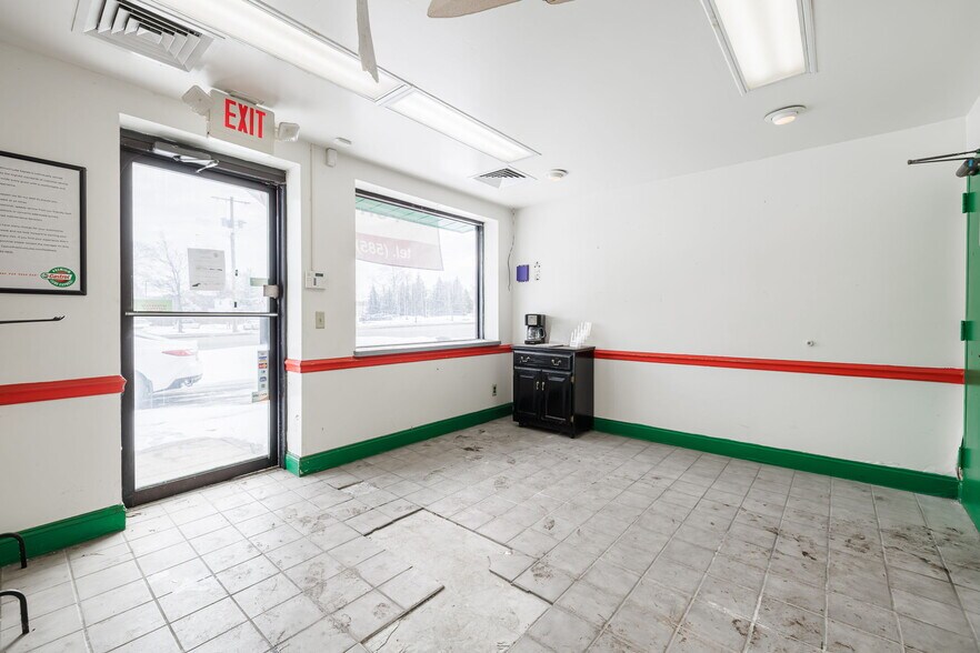 More Photos Of 3621 Dewey Ave, Rochester Service Station For Lease