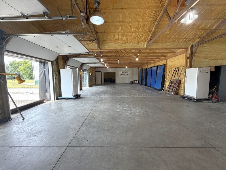 More Photos Of 26274 Highway H, Marshall Distribution For Sale