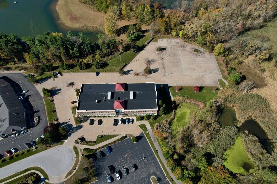 More Photos Of 4500 Courthouse Blvd, Stow Office For Lease