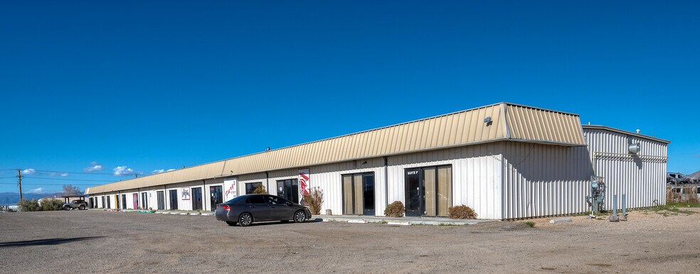 More Photos Of 1353-1363 Inyokern Rd, Ridgecrest Showroom For Lease