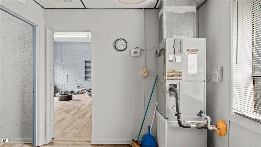 More Photos Of 201 S Main St, Warrenton Office For Sale