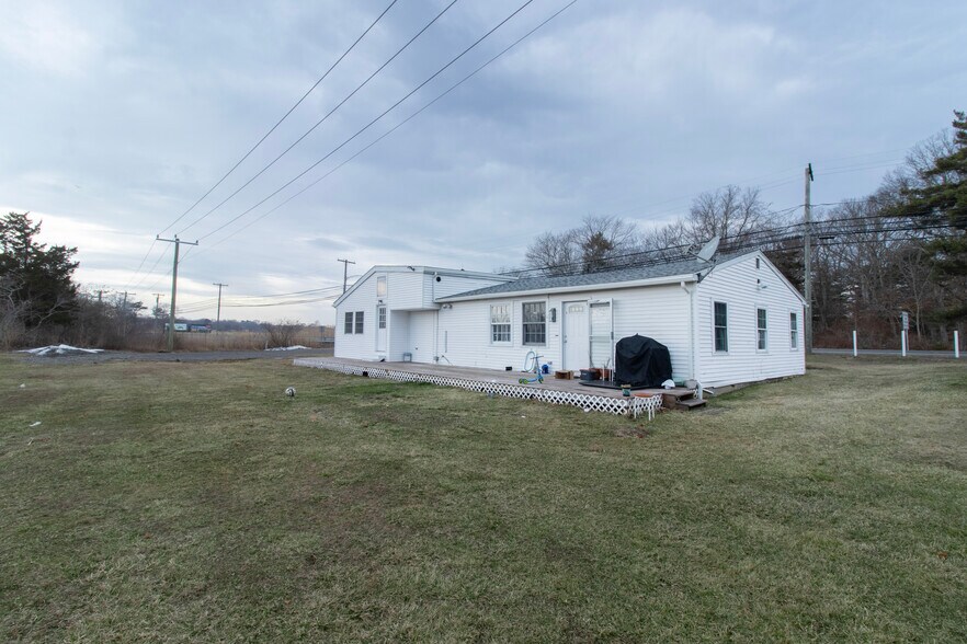 More Photos Of 296 E Main St, Clinton Multifamily For Sale