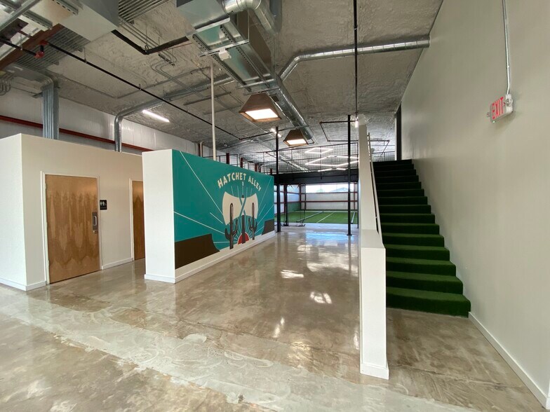 More Photos Of 443 Bastrop Hwy, Austin Flex For Lease