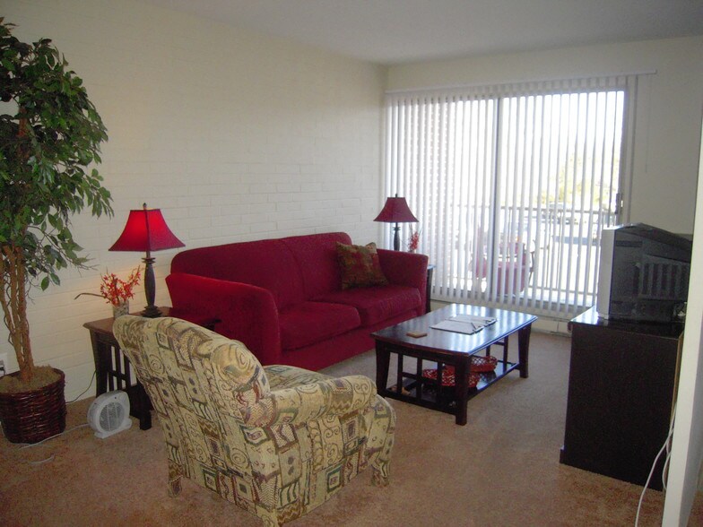 More Photos Of 220 S Lenola Rd, Maple Shade Township Apartments For Sale