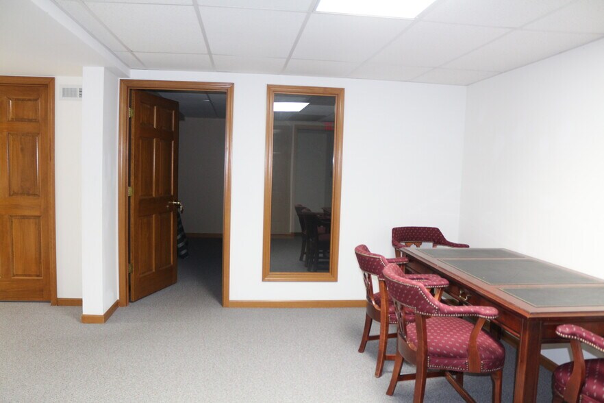 More Photos Of 450 S Durkin Dr, Springfield Office For Sale