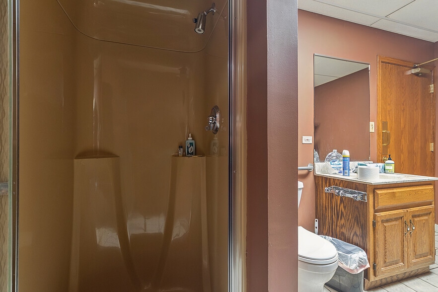 More Photos Of 10470 164th Pl, Orland Park Office Residential For Sale