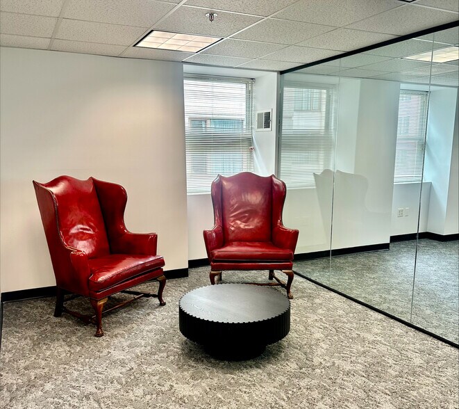 More Photos Of 1100 H St NW, Washington Coworking Space
