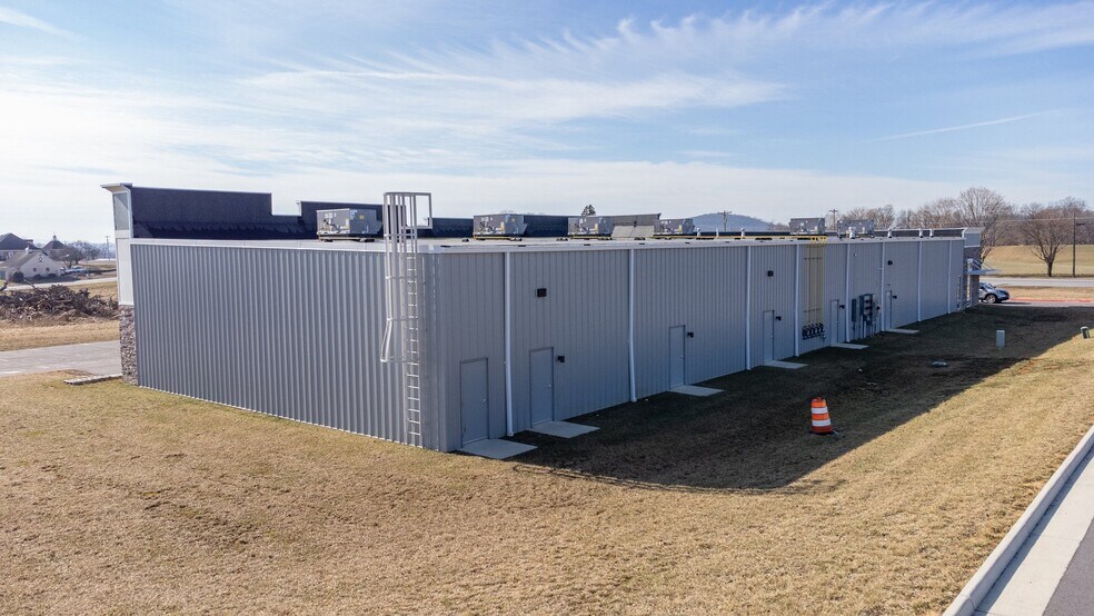 More Photos Of Dinkel Avenue, Bridgewater Medical For Lease