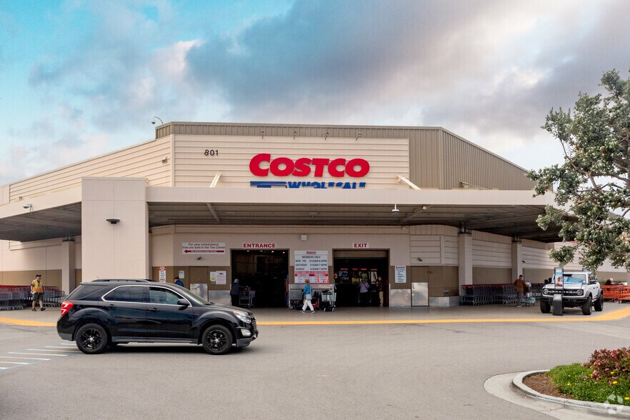 More Photos Of 800-990 Playa Ave, Seaside Unknown For Lease