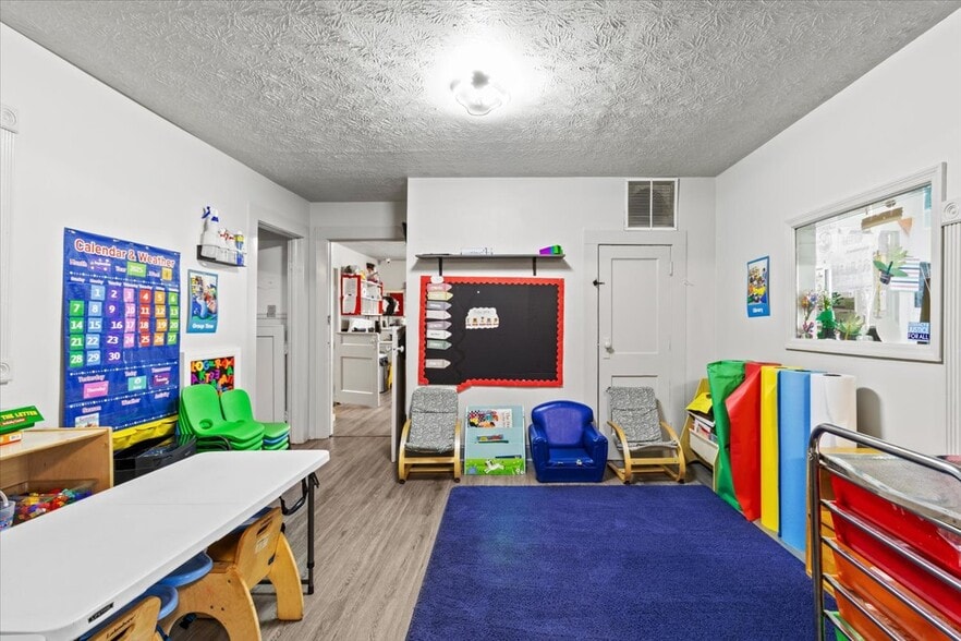 More Photos Of 57 Merritt St SE, Marietta Daycare Center For Sale