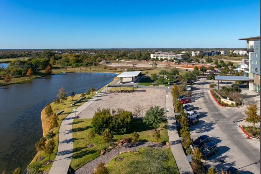 More Photos Of 4113 Lake Atlas Dr, Bryan General Retail For Lease