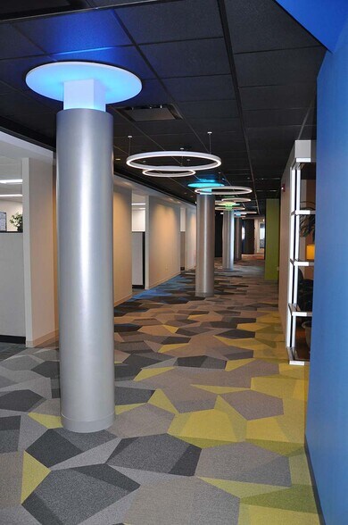 More Photos Of 10 Research Pky, Wallingford Manufacturing For Lease