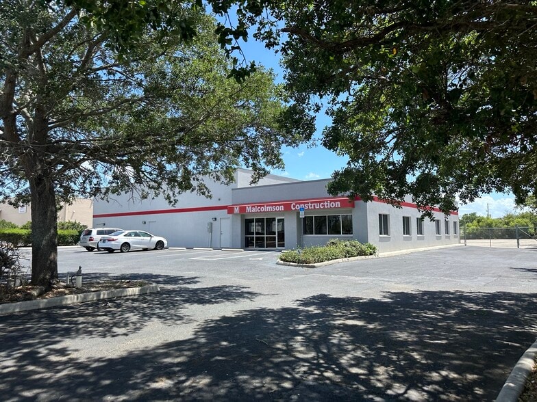 Primary Photo Of 3350 122nd Ave N, Saint Petersburg Flex For Lease