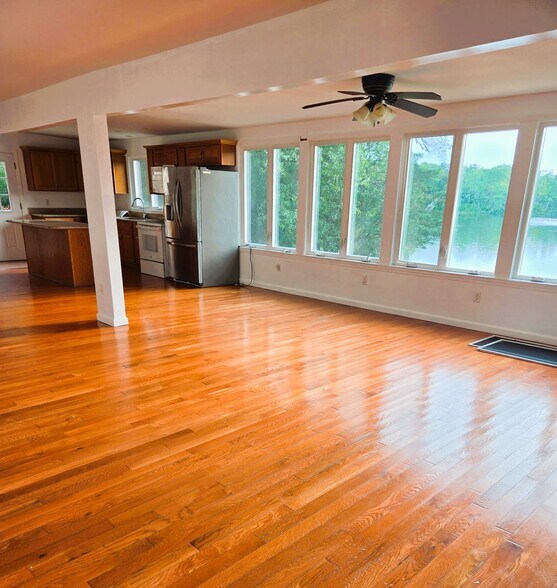 More Photos Of 476 S Burlington Rd, Bridgeton Sports And Entertainment For Sale