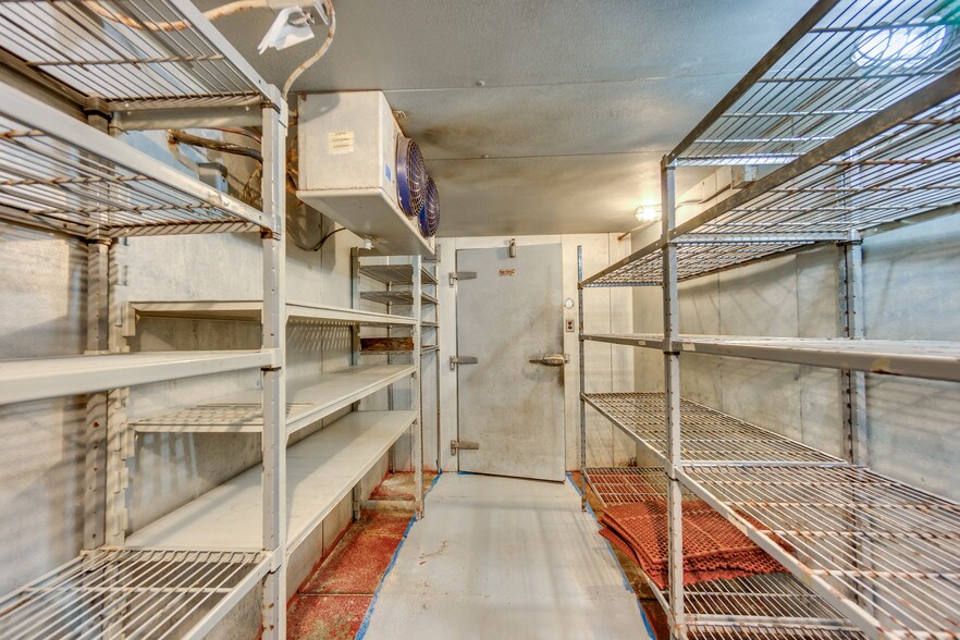 More Photos Of 3998 Jefferson Davis Hwy, Stafford Freestanding For Sale