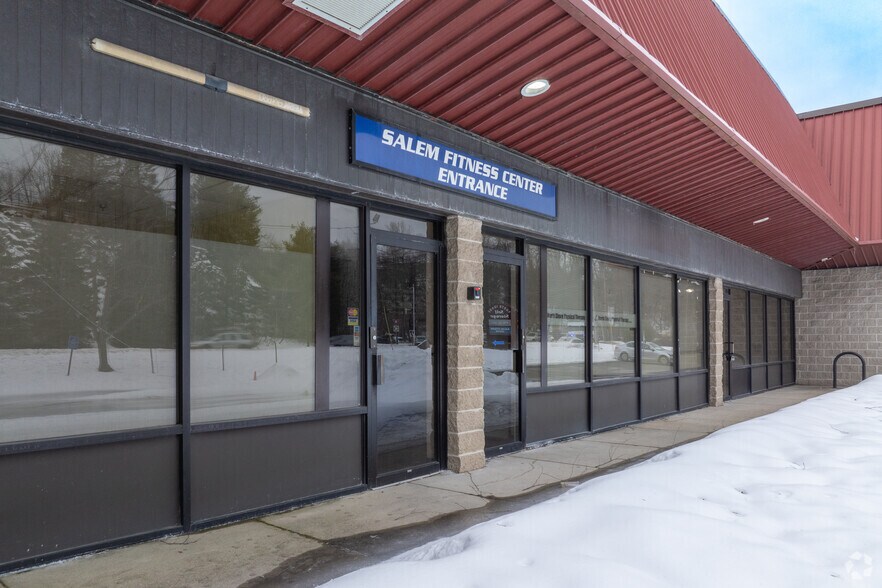 More Photos Of 38 Swampscott Rd, Salem Self Storage For Lease