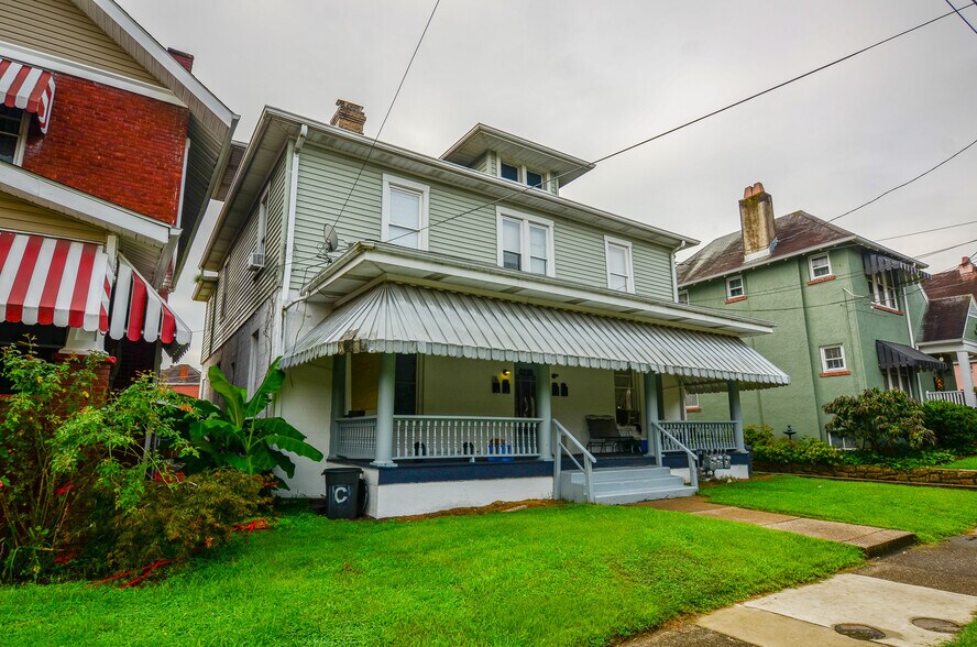 More Photos Of 4 Delaware Ave, Charleston Apartments For Sale