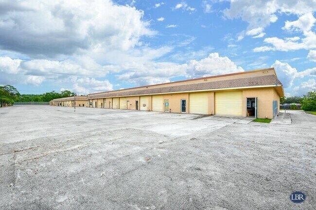 More Photos Of 2860-2870 NE Kirby Cir, Palm Bay Flex For Lease