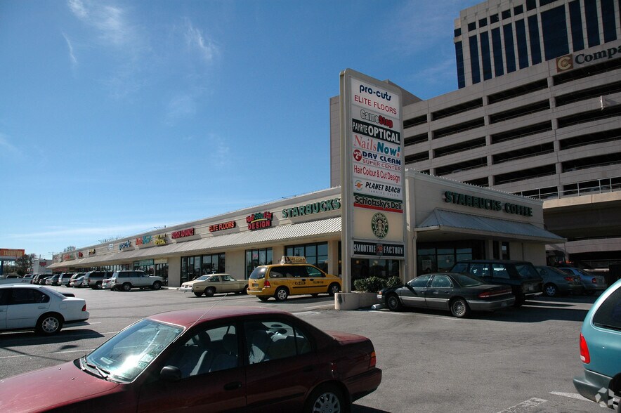 More Photos Of 6103-6123 Greenville Ave, Dallas Storefront For Lease