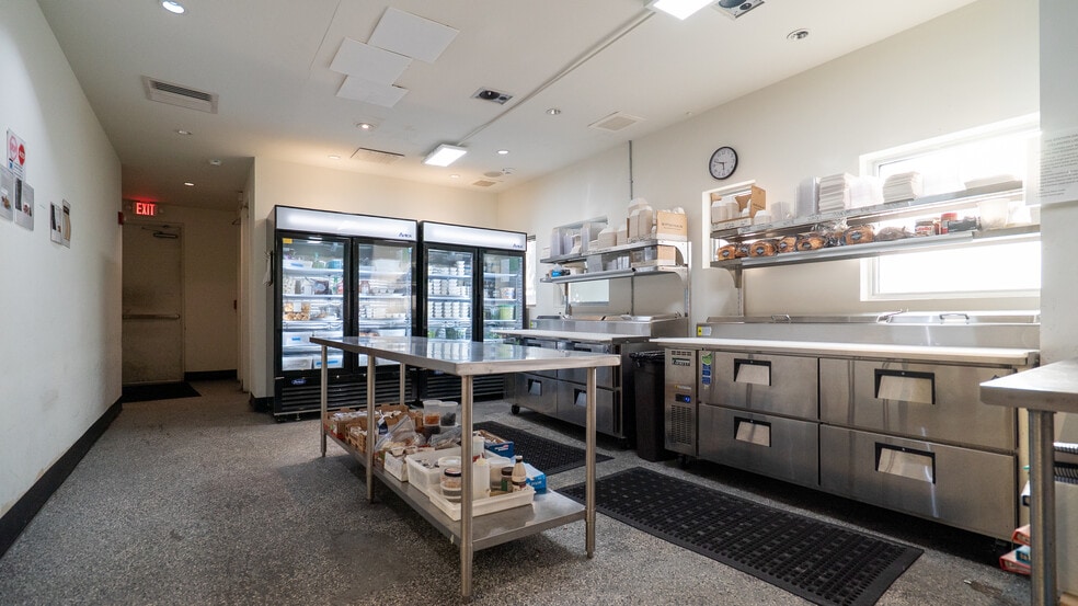 More Photos Of 72 NW 79th St, Miami Restaurant For Sale