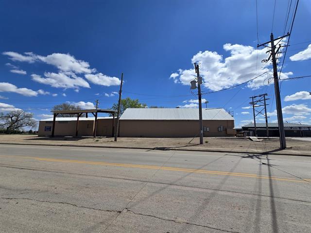 More Photos Of 114 Mulberry St, Yankton Warehouse For Sale