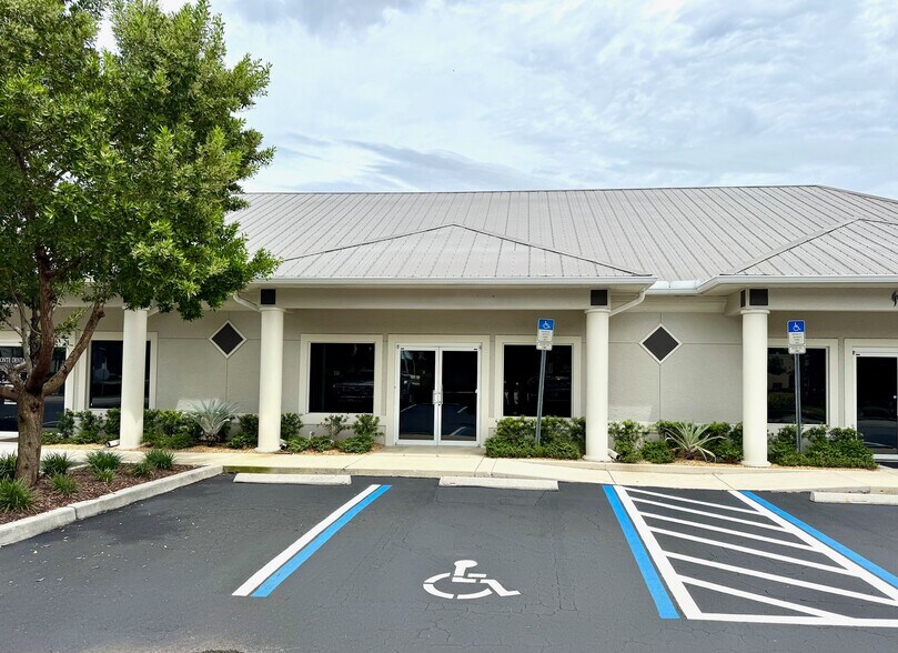 More Photos Of 8899 Timberwilde Dr, Bonita Springs Medical For Lease