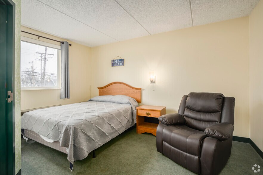 More Photos Of 2039 East Harbor Rd, Port Clinton Apartments For Sale
