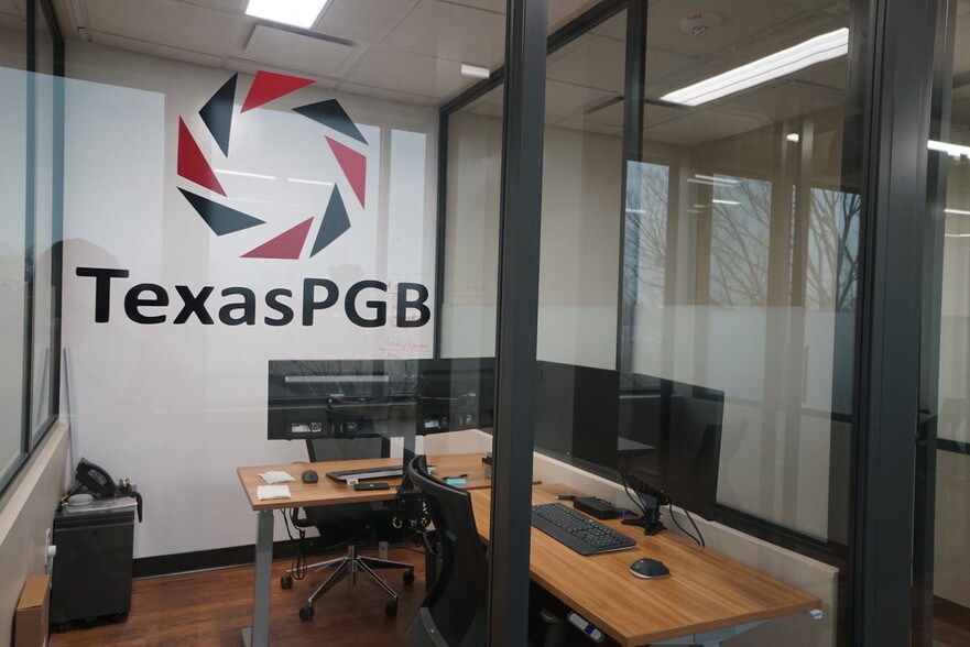 More Photos Of 1220 Blalock Rd, Houston Office For Lease