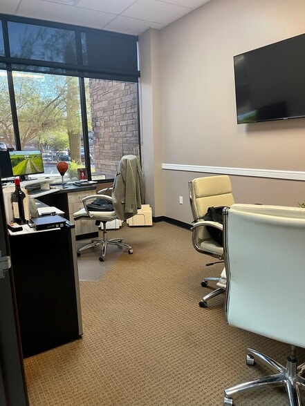 More Photos Of 34225 N 27th Dr, Phoenix Medical For Sale