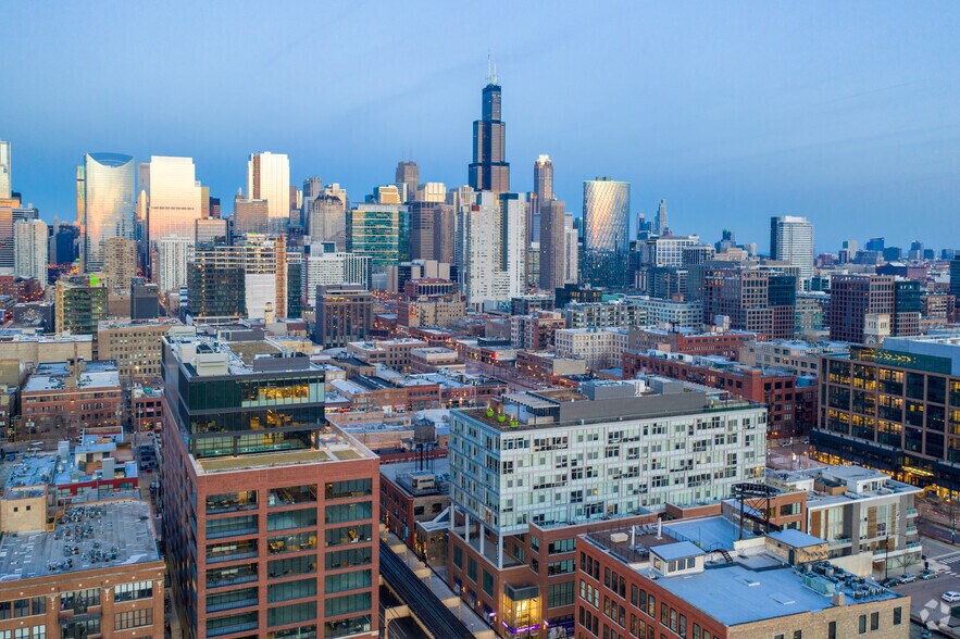 171 N Aberdeen St, Chicago, IL 60607 Coworking Space