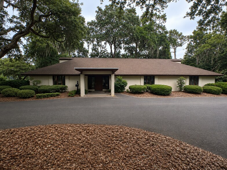 More Photos Of 10-14 Robin Dr, Ladys Island Office For Lease