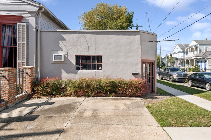 More Photos Of 1501 Prytania St, New Orleans Freestanding For Lease