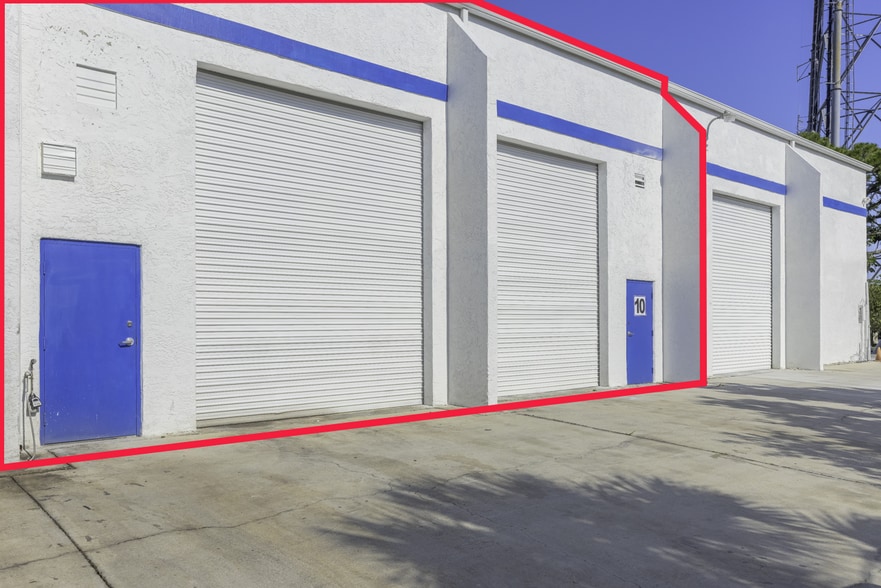 More Photos Of 1593 SE Village Green Dr, Port Saint Lucie Warehouse For Lease